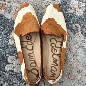 Sam Edelman Tan and Cream cow print Patterned Loafers
